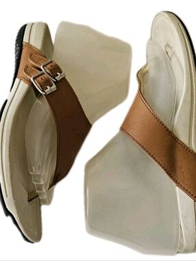 KURU Soumi Cognac Brown Women's Size 7 Thong Sandals Comfort Arch Support